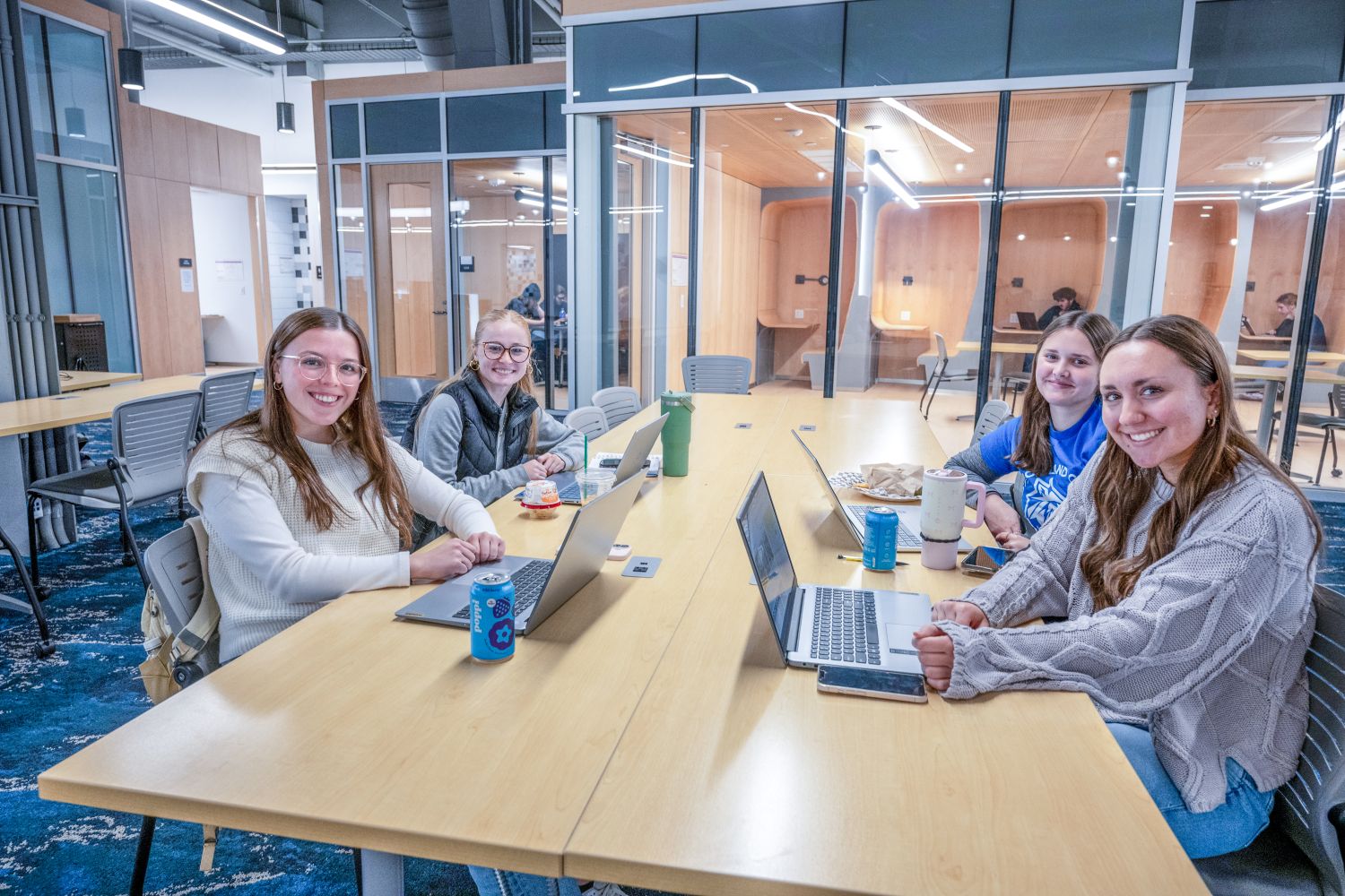 Students Studying in SAC